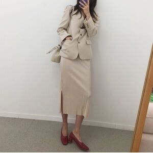 PROST J - Cream pleated Skirt